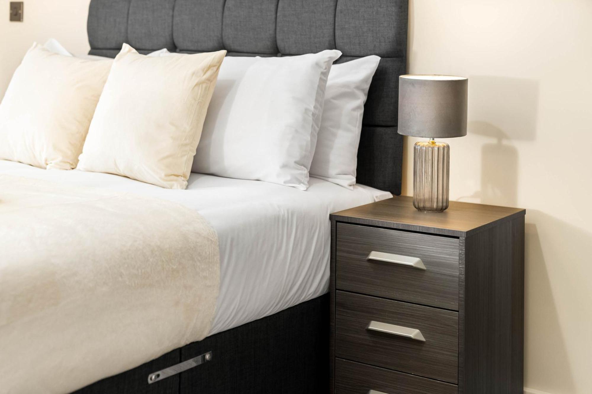 New Luxury Two Bedroom Apartment - City Centre - Netflix - Wifi - Top Rated - Jq 8Ah Birmingham Exterior foto